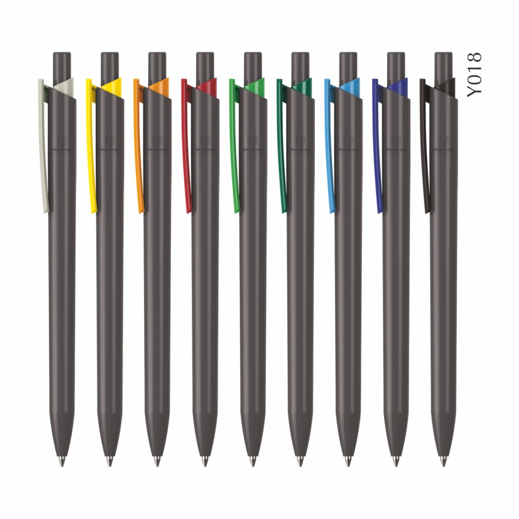خودکار پلاستیکی تبلیغاتی نویسا مشکی گیره رنگی کد PP-119 - تصویر 1 خودکار پلاستیکی تبلیغاتی نویسا مشکی گیره رنگی کد PP-119 - تصویر 1